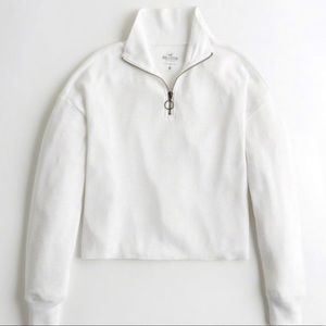 Hollister 1/4 Zip Long Sleeve